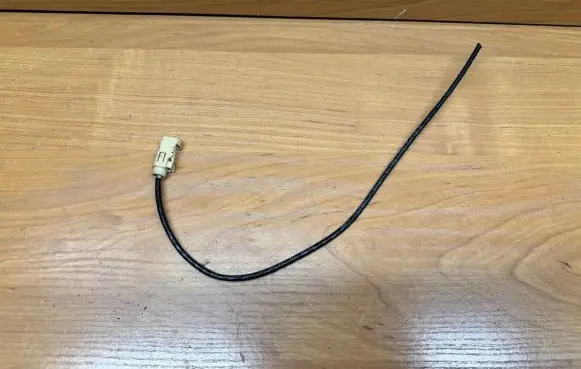 BMW 5 F10 F11 Bluetooth antenna 597063000