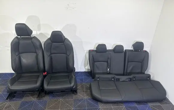 Toyota C-HR I Seat set 
