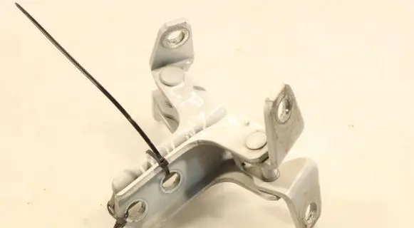 Mitsubishi Outlander Front door hinge set A04683