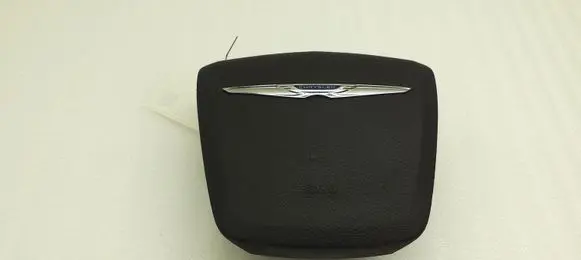 Chrysler Town & Country V Steering wheel airbag 2450860 CR227766