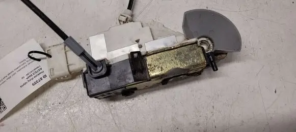 Citroen C4 I Front door lock 9647173980