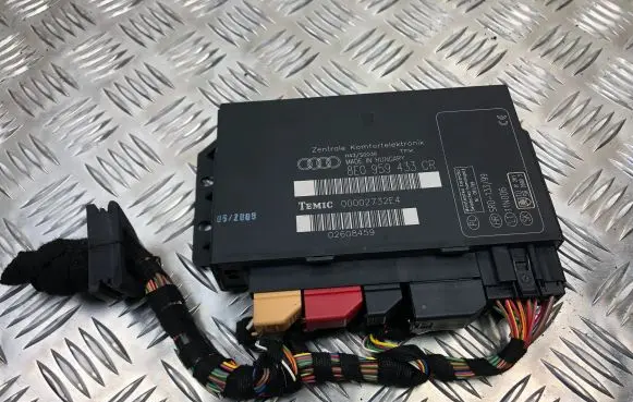 Audi A4 S4 B7 8E 8H Comfort/convenience module 8E0959433CR 00002732E4