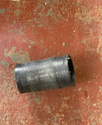 Volkswagen Golf VI Intercooler hose/pipe 1H0145825AA