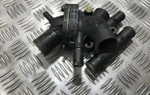 Volvo S40, V40 Engine coolant pipe/hose 7700866730 7700866731