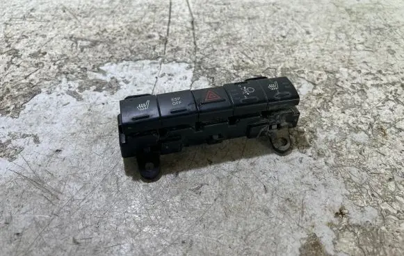 Dodge Caliber Hazard light switch P04602713AC 2534168490 12862326