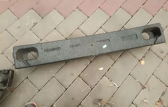 Mercedes-Benz ML W164 Front bumper foam support bar A1648800035