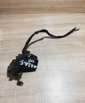 Mazda 626 Central locking motor Mazda626