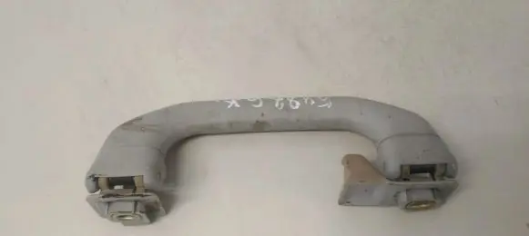 Volkswagen Golf III Rear interior roof grab handle 1h0857607