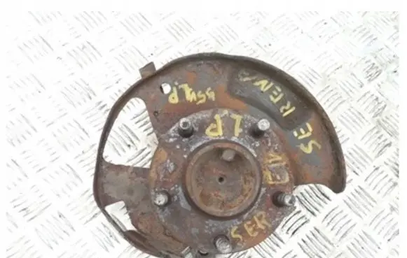 Nissan Serena Front wheel hub spindle knuckle