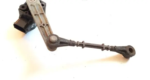 Land Rover Range Rover L322 Rear suspension height sensor lever RQH500052