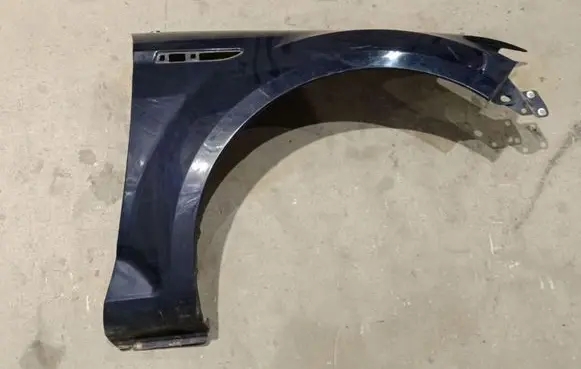 Ford Mondeo MK IV Fender 