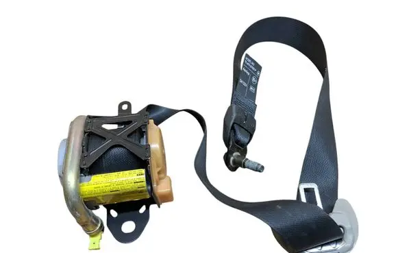 Toyota Avensis T250 Front seatbelt 7321005050