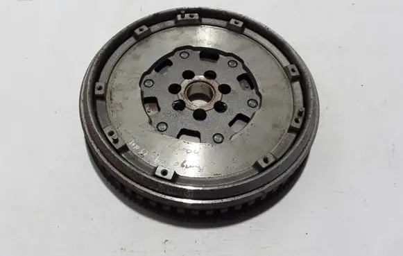 Renault Kangoo II Dual mass flywheel 8200926712