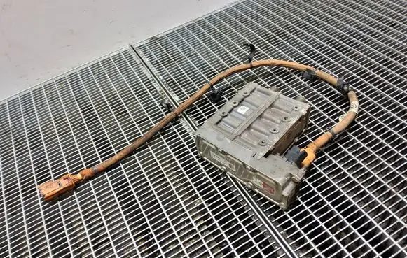 Audi A3 S3 8V Electric engine pre-heating system (optional) 12E963231F