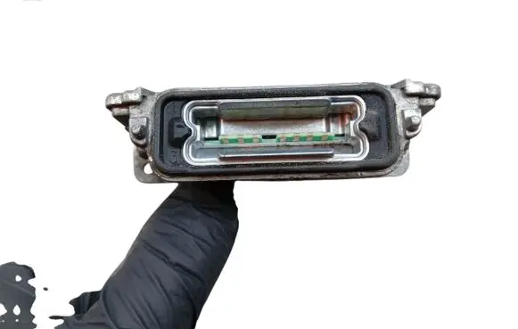 Volvo S60 Headlight ballast module Xenon 