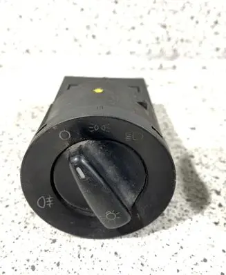Volkswagen Golf IV Light switch TC41C0941531