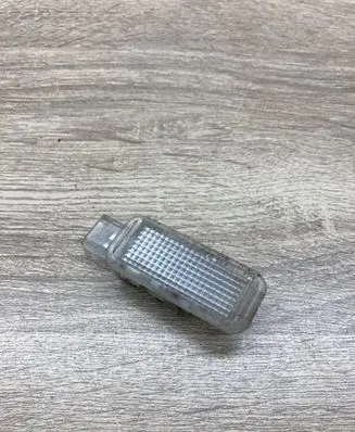 Audi A4 S4 B7 8E 8H Other interior light 4B0947415