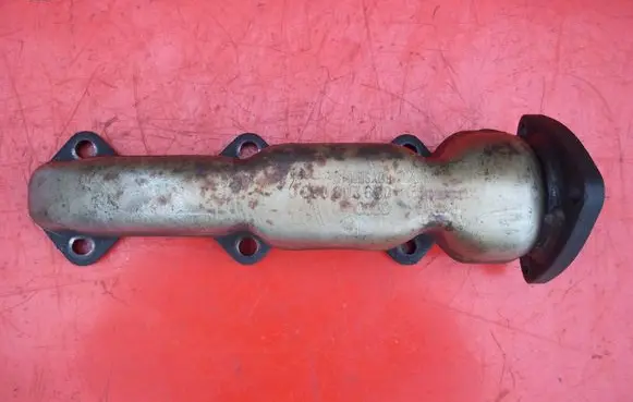 Audi A6 S6 C5 4B Exhaust manifold 059253033C