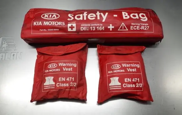 KIA Ceed First aid kit E889066000