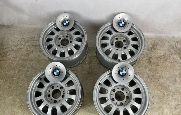 BMW 5 E39 R15 alloy rim 1092277