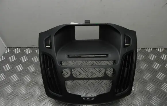 Ford Focus Radio/GPS head unit trim F1EB18835JFW T5303