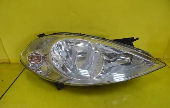 Mercedes-Benz A W169 Headlight/headlamp A1698200261 0301197202