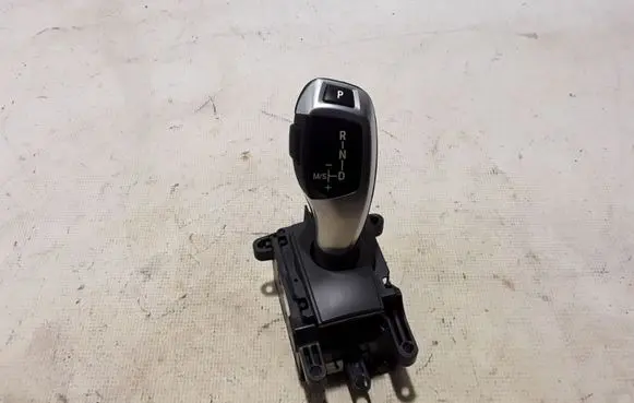 BMW 5 F10 F11 Gear shift switch/knob 9296904