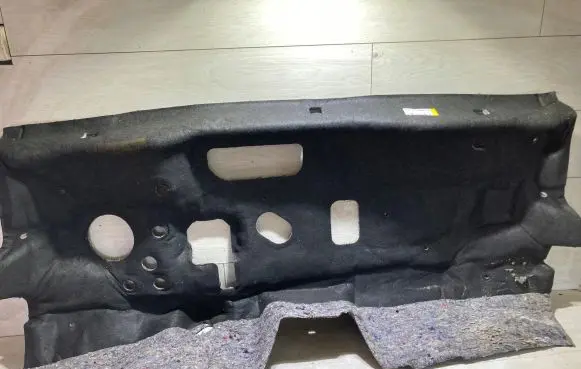 Dacia Sandero III Other interior part 679003011R