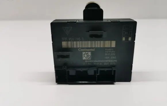 Porsche Cayenne (9Y0 9Y3) Door control unit/module 7PP959795T