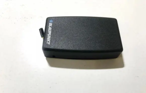 Audi A8 S8 D2 4D Antenna control unit 4d0919893 7612001123