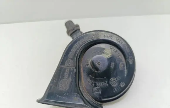 Peugeot 2008 I Horn signal 703881157