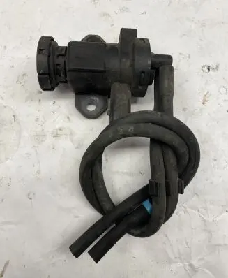 Suzuki Grand Vitara I Turbo solenoid valve 9635704380