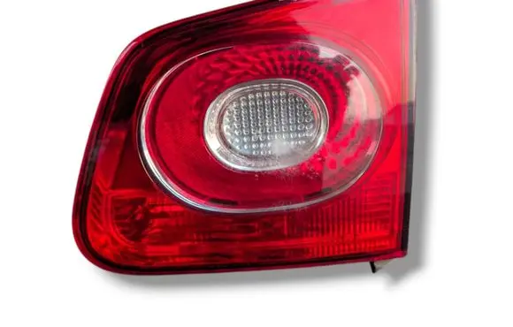 Volkswagen Tiguan Tailgate rear/tail lights 5N0945094C