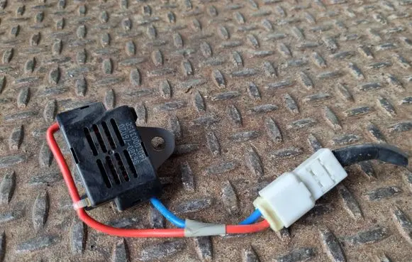 Lexus CT 200H Aerial antenna amplifier 863B076020