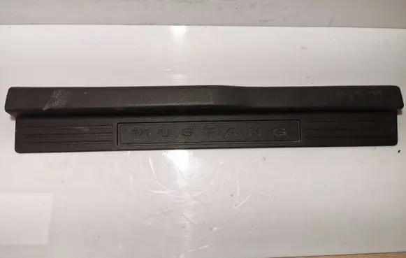 Ford Mustang V Front sill trim cover CR3J6313200AEW 4R336313200BMW