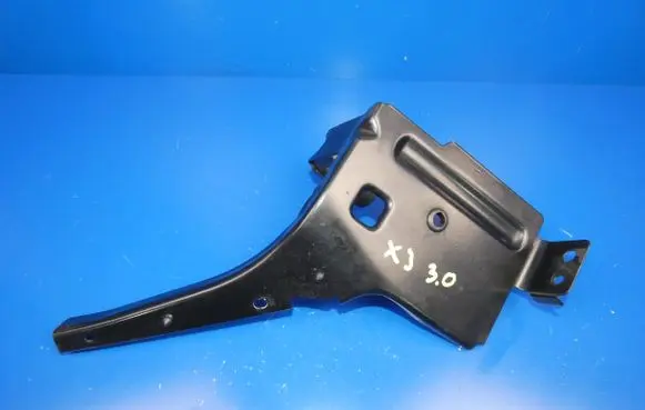 Jaguar XJ X351 Other engine bay part AW9316C956AB
