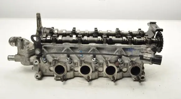 KIA Sportage Engine head 221112A260