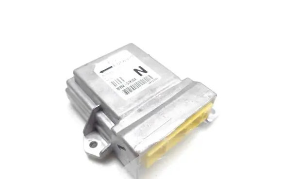 Mazda 3 III Airbag control unit/module BHS2-57K30A