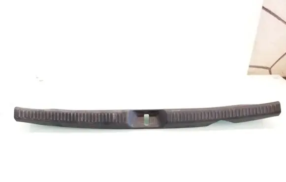 Toyota Corolla Verso E121 Other trunk/boot trim element