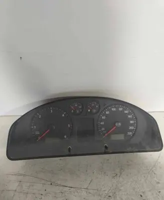 Volkswagen Transporter - Caravelle T5 Speedometer (instrument cluster) 88311346