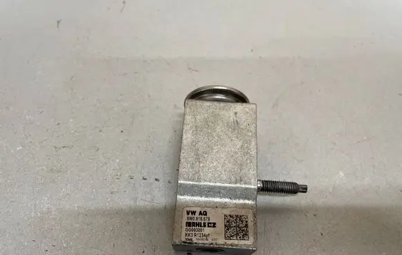 Air conditioning (A/C) expansion valve