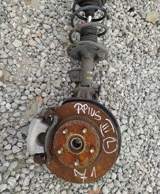 Toyota Prius (XW50) Front wheel hub spindle knuckle