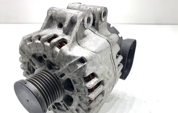 BMW 5 G30 G31 G38 Generator/alternator 7852129
