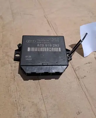Audi A6 S6 C5 4B Parking PDC control unit/module 8Z0919283