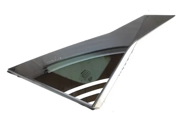 Nissan Qashqai J12 Rear side window 43R002092 DOT24M98AS3
