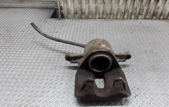 Toyota Avensis Verso Front brake caliper