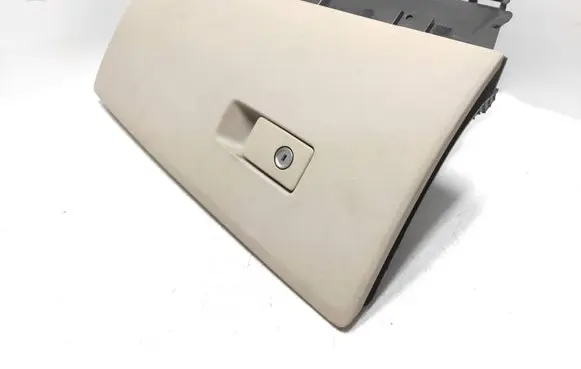 Volvo XC70 Glove box 30676278