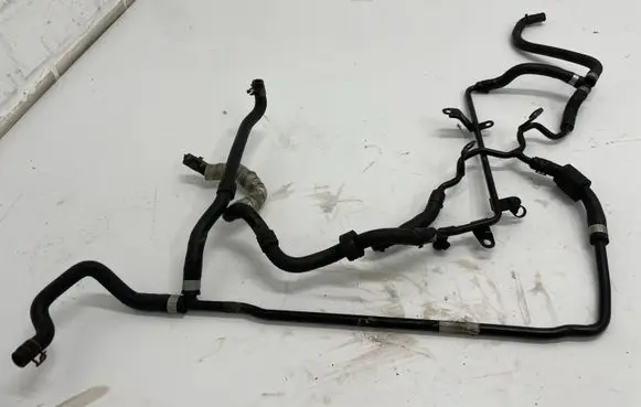 Skoda Fabia Mk3 (NJ) Engine coolant pipe/hose