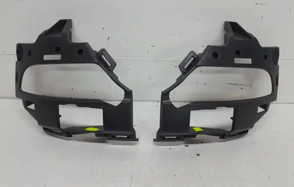 Renault Captur II Rear bumper mounting bracket 269163631R 269811833R 269864043R