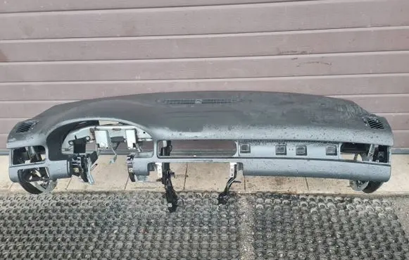 Audi A6 S6 C5 4B Dashboard 4B1857041 1049538 TAC5L